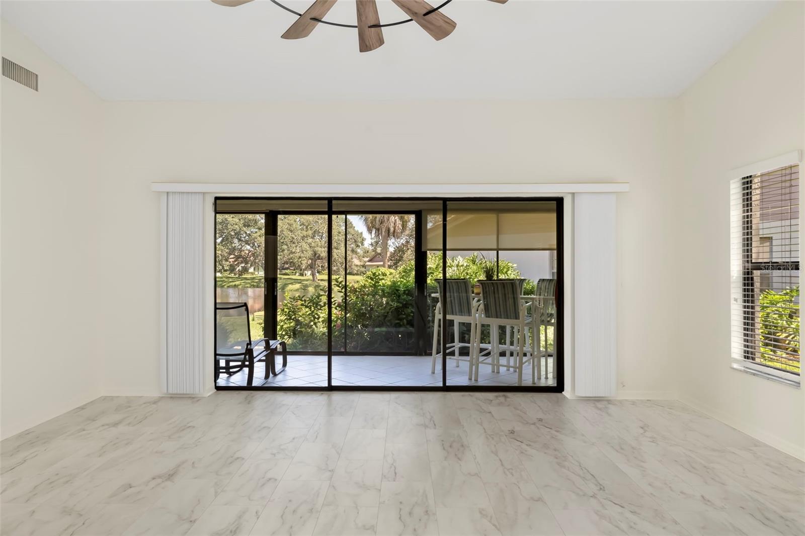 3862 Wilshire Unit 107, Sarasota, FL 34238