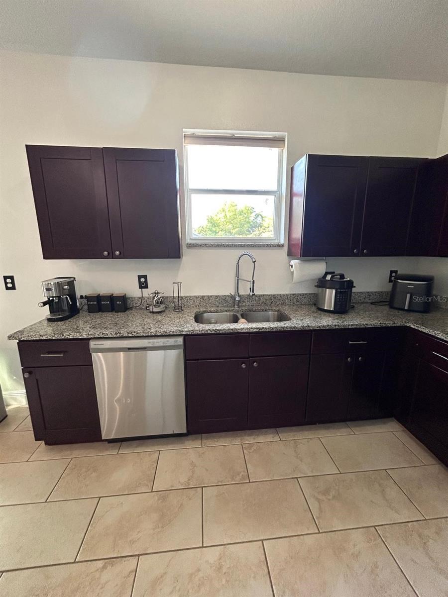 5103 18th, Tampa, FL 33619