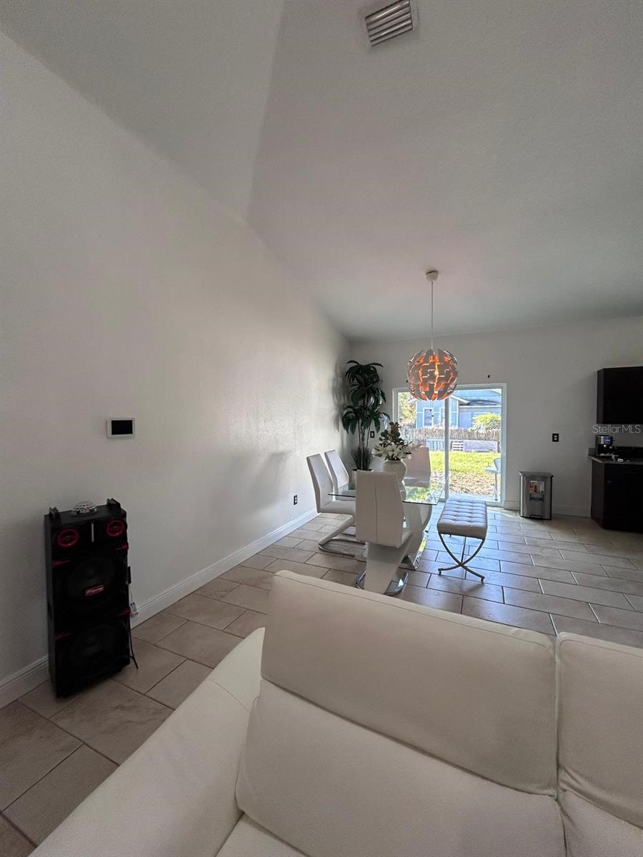 5103 18th, Tampa, FL 33619