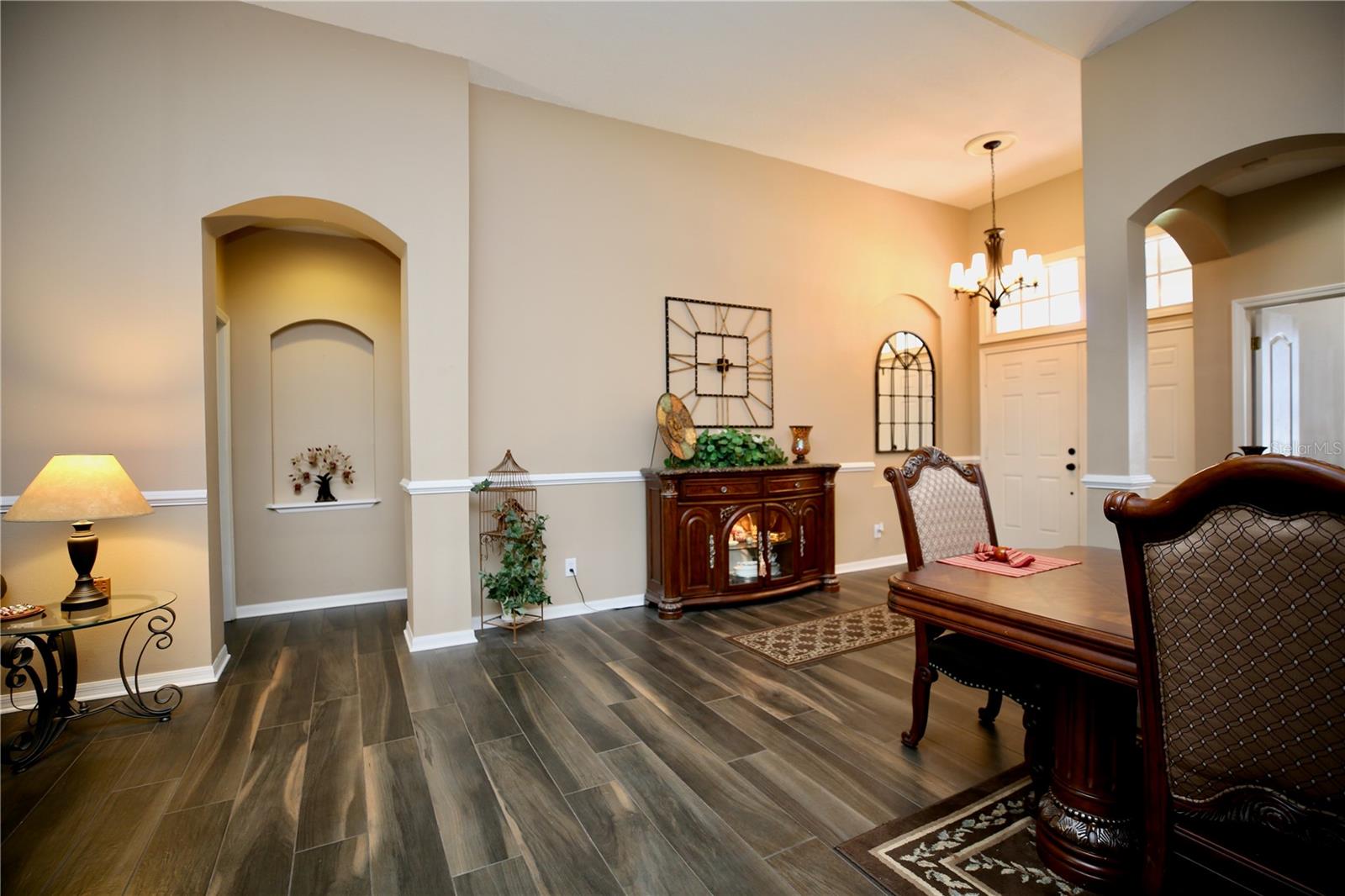 2410 Tea Olive, Valrico, FL 33594