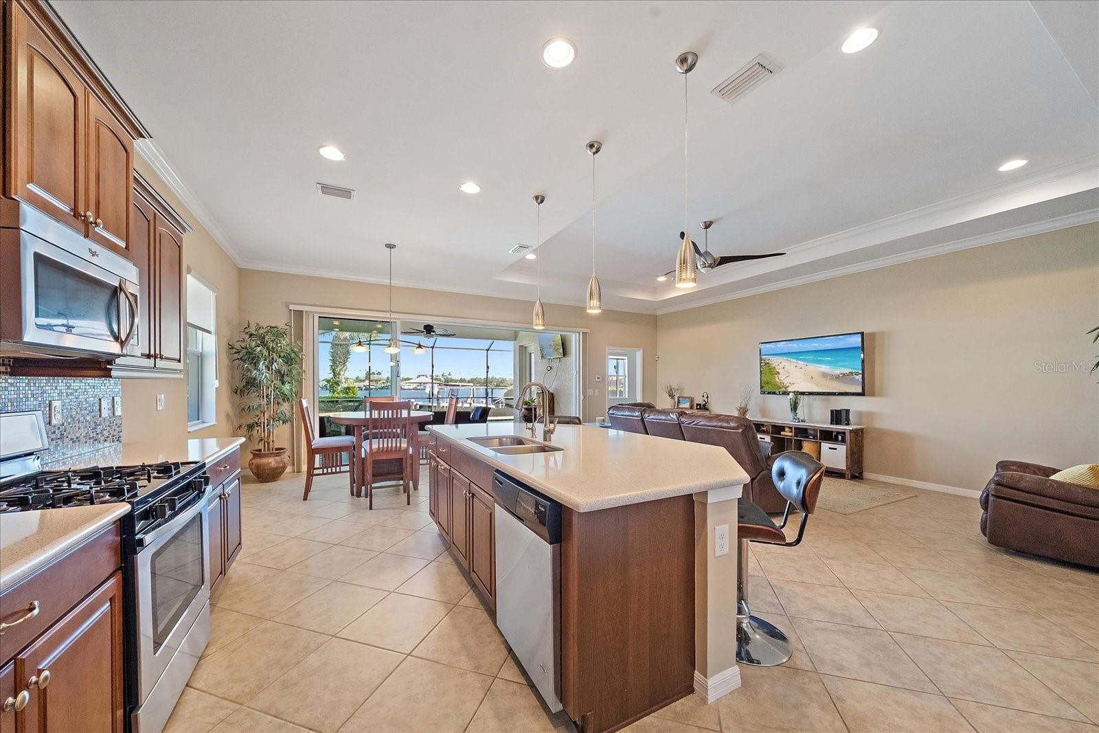 5040 Lake Overlook, Bradenton, FL 34208
