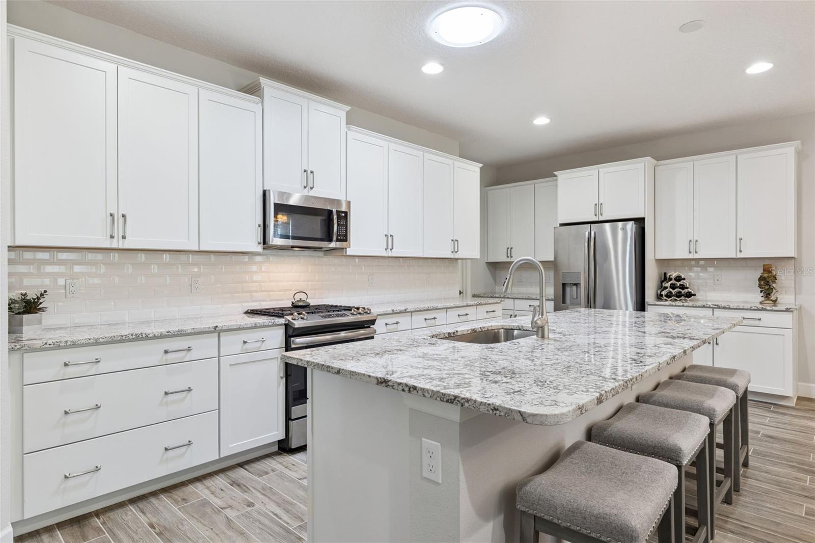 1157 Avery Meadows, Deland, FL 32724