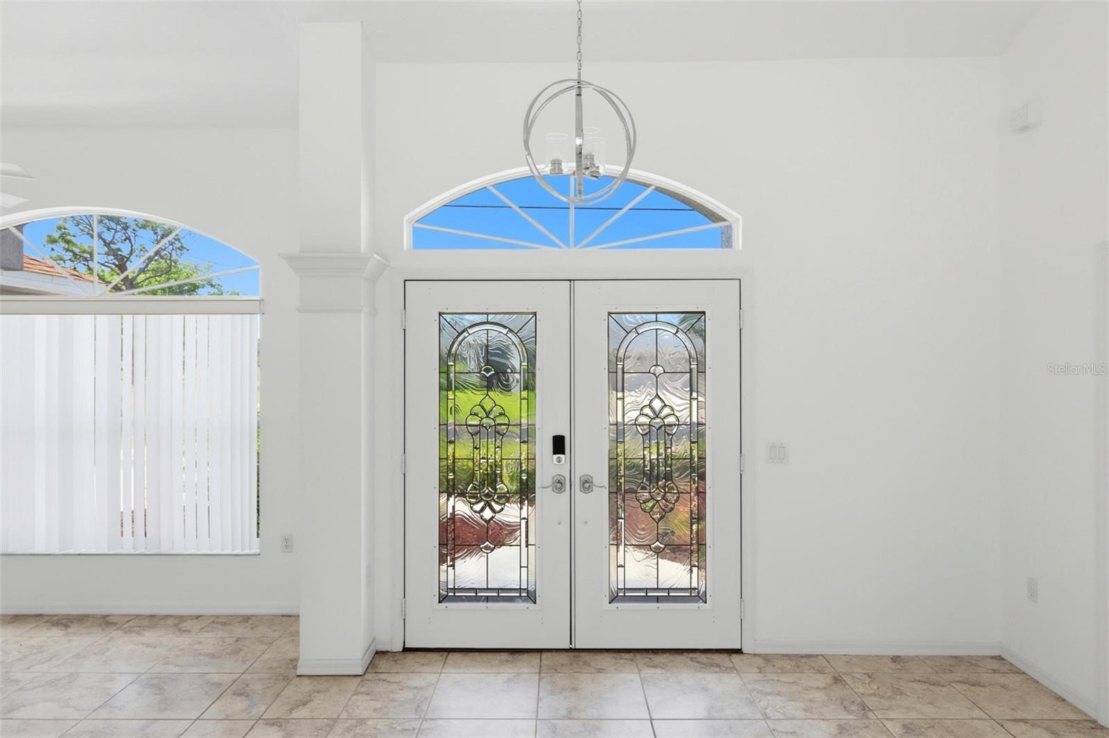 605 Rotonda Cir, Rotonda West, FL 33947