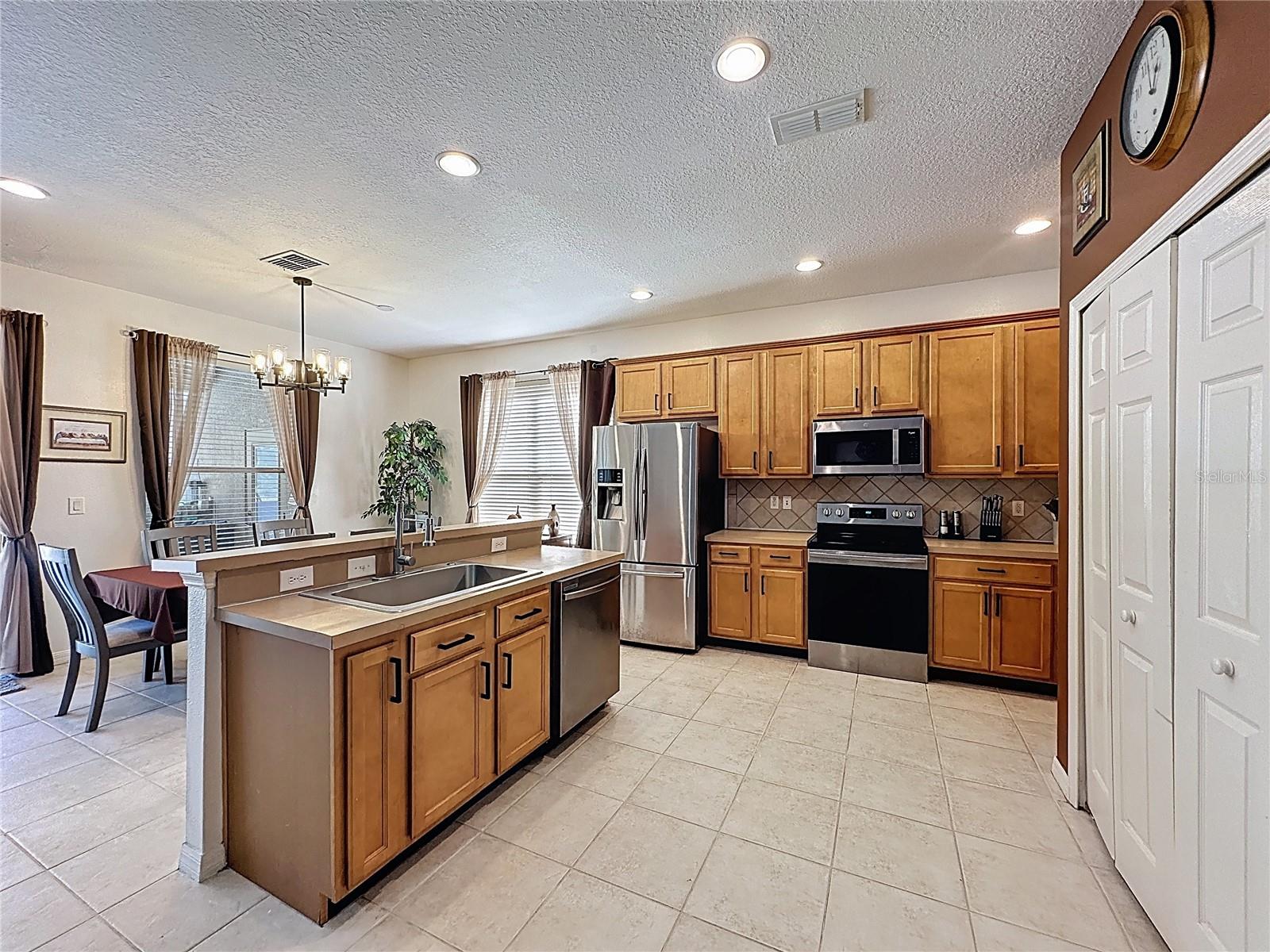 344 Orange Cosmos, Davenport, FL 33837