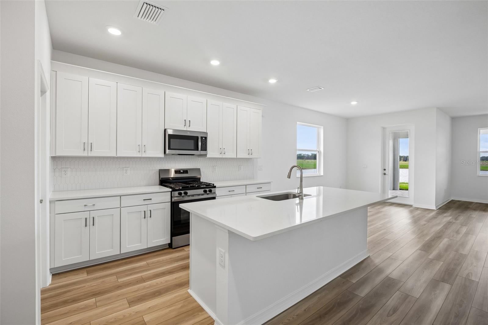 8720 Canard, Palmetto, FL 34221