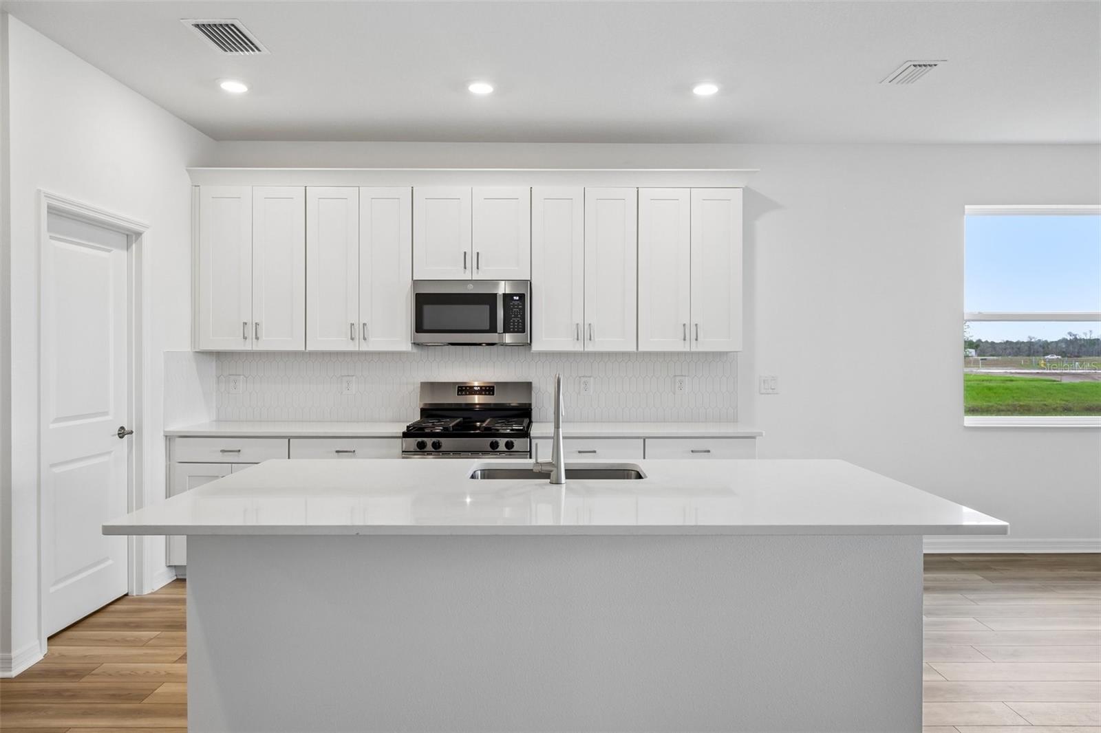 8720 Canard, Palmetto, FL 34221