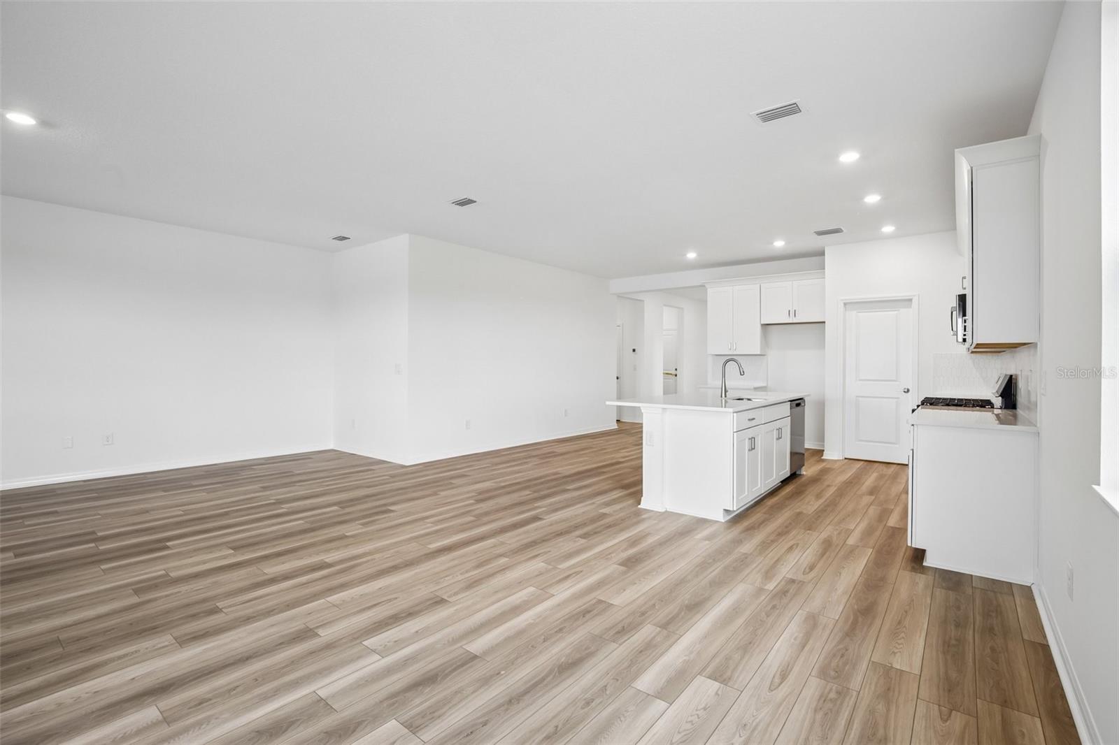 8720 Canard, Palmetto, FL 34221