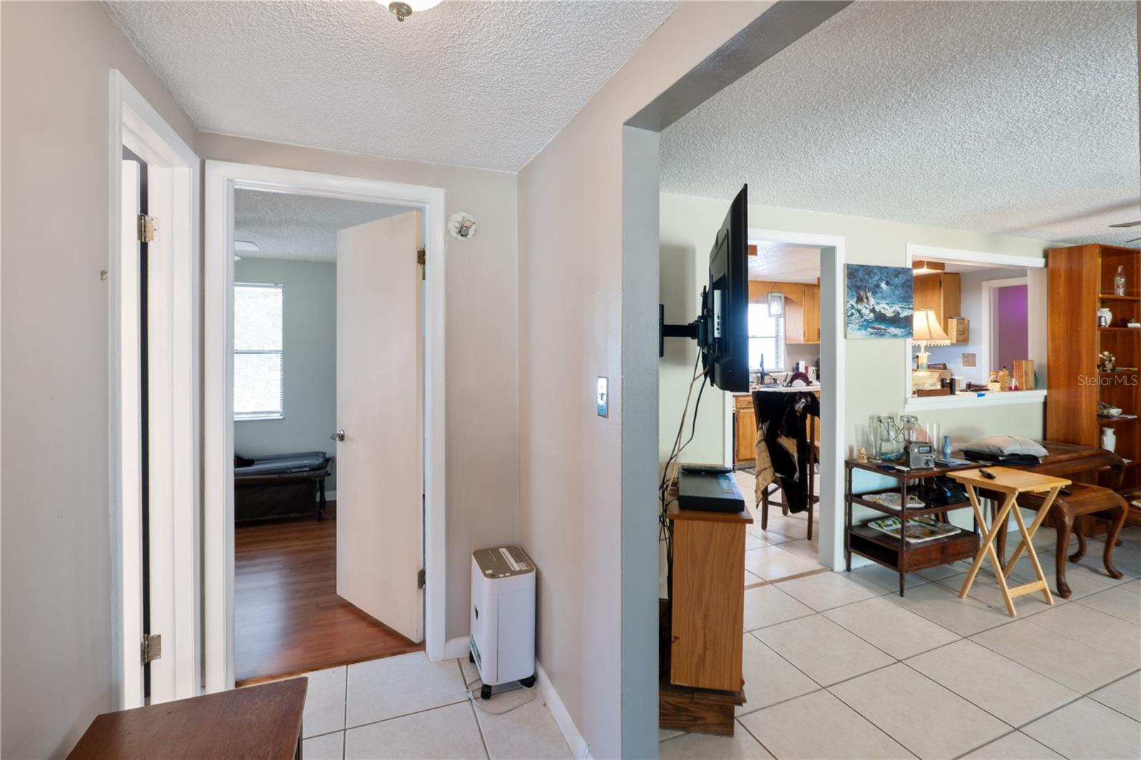 270 Mcclendon, Lady Lake, FL 32159
