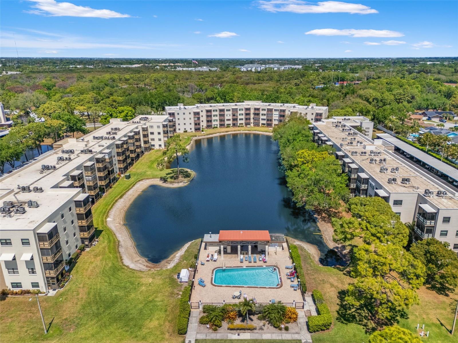 6070 80th Unit 410, St Petersburg, FL 33709
