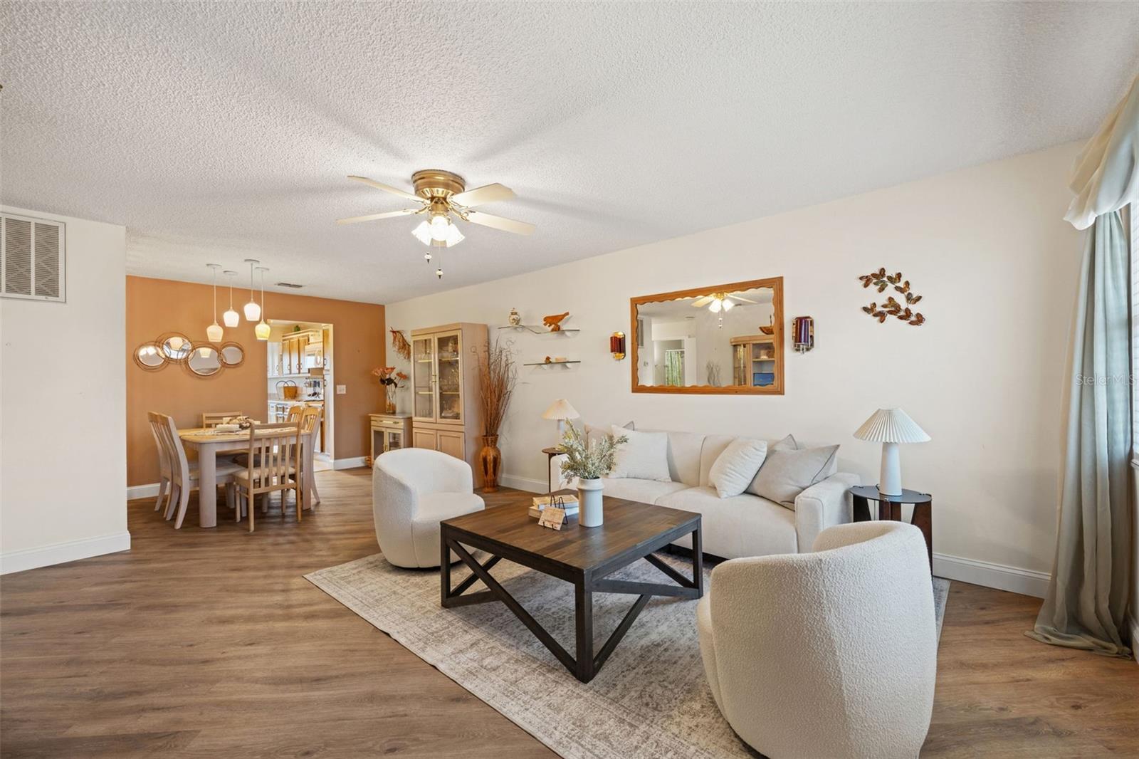 6070 80th Unit 410, St Petersburg, FL 33709