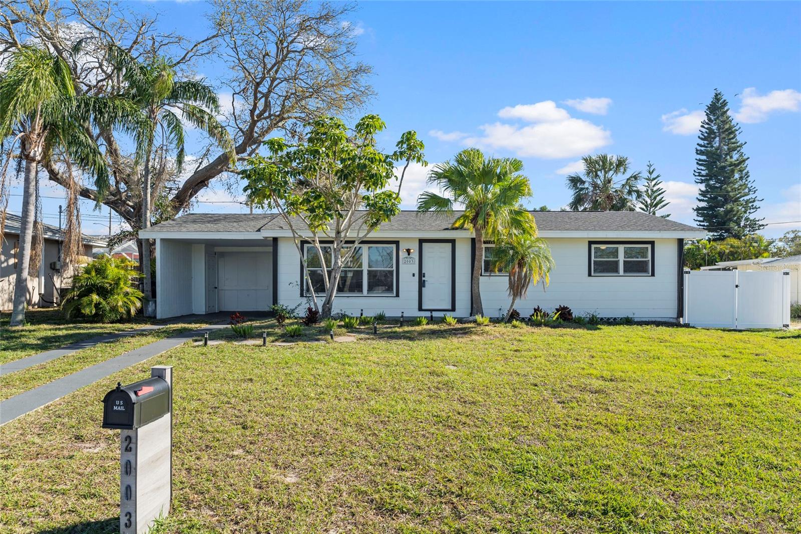 2003 6th, Largo, FL 33770