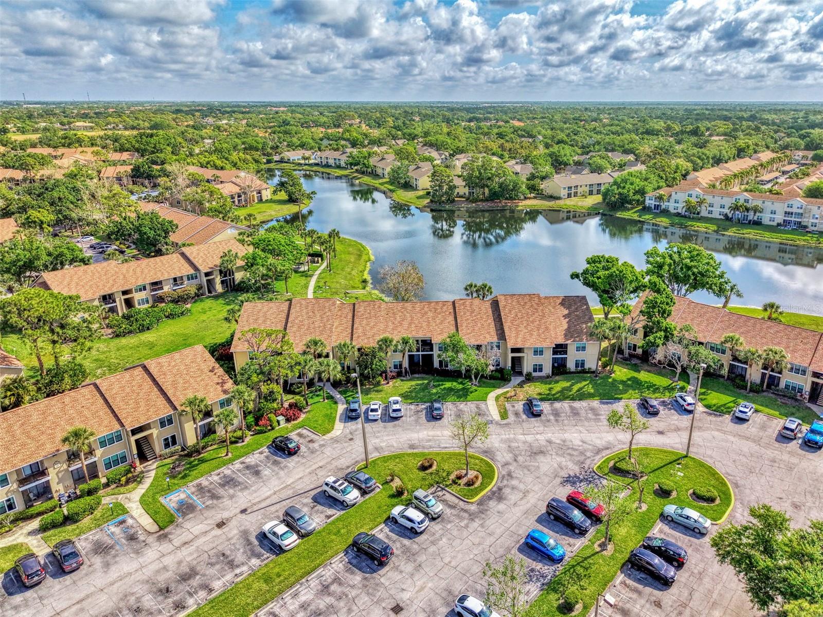 4045 Crockers Lake Unit 11, Sarasota, FL 34238