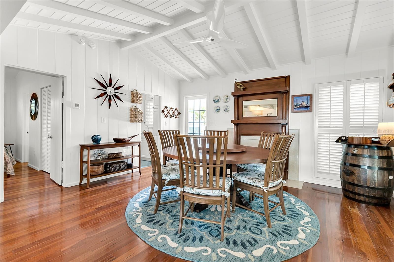 621 Casey Key, Nokomis, FL 34275