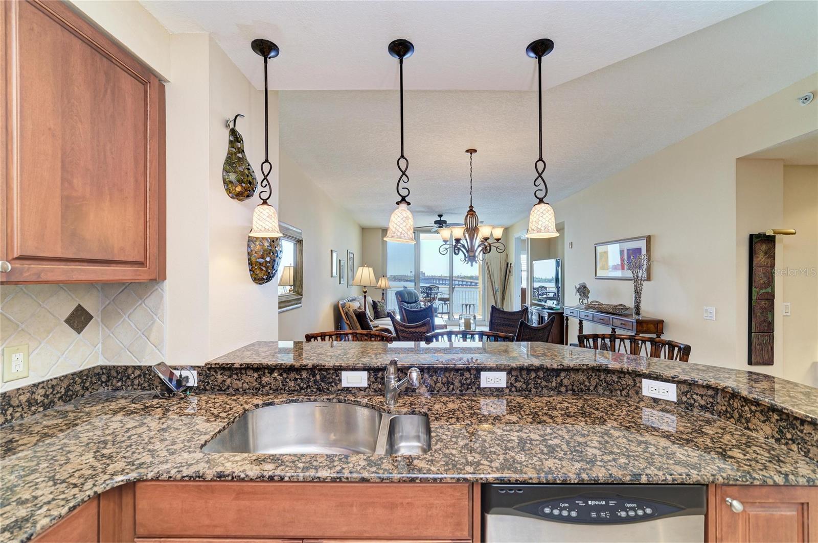611 Riviera Dunes Unit 403, Palmetto, FL 34221