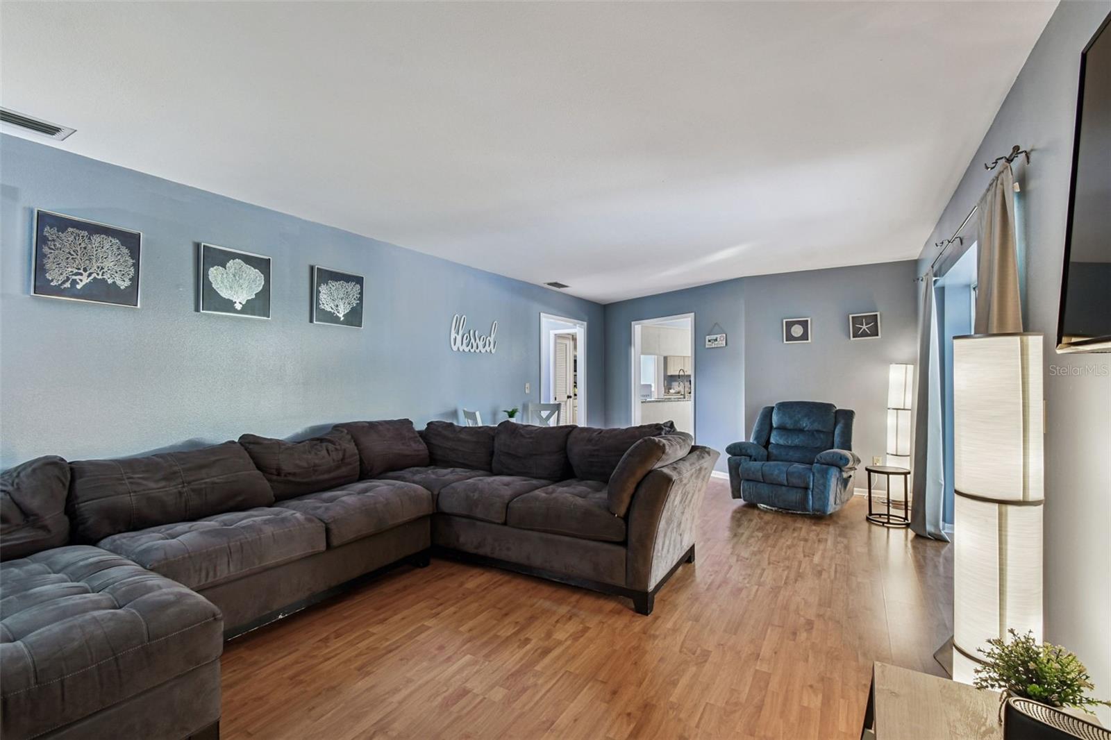5005 Puritan, Tampa, FL 33617