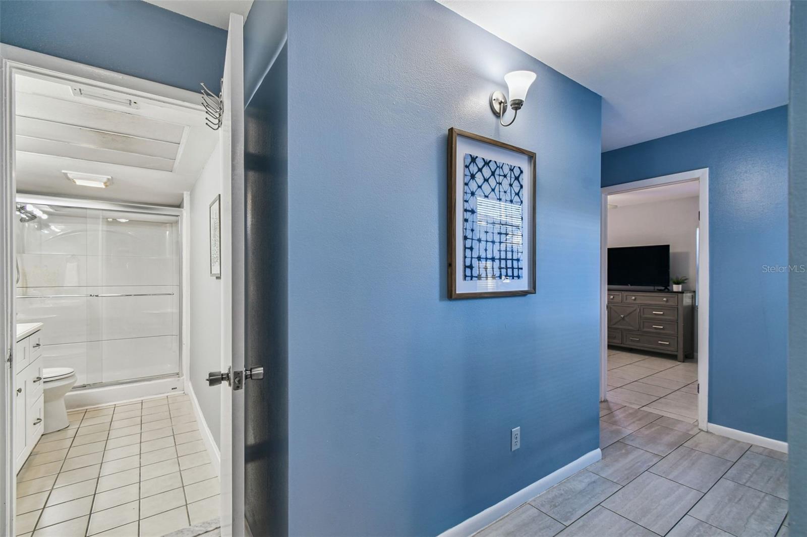 5005 Puritan, Tampa, FL 33617