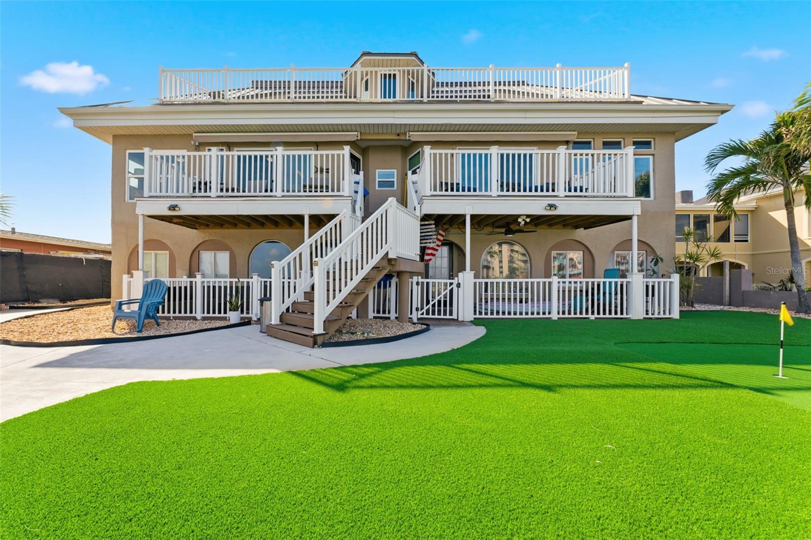 220 126th Unit 1, Treasure Island, FL 33706