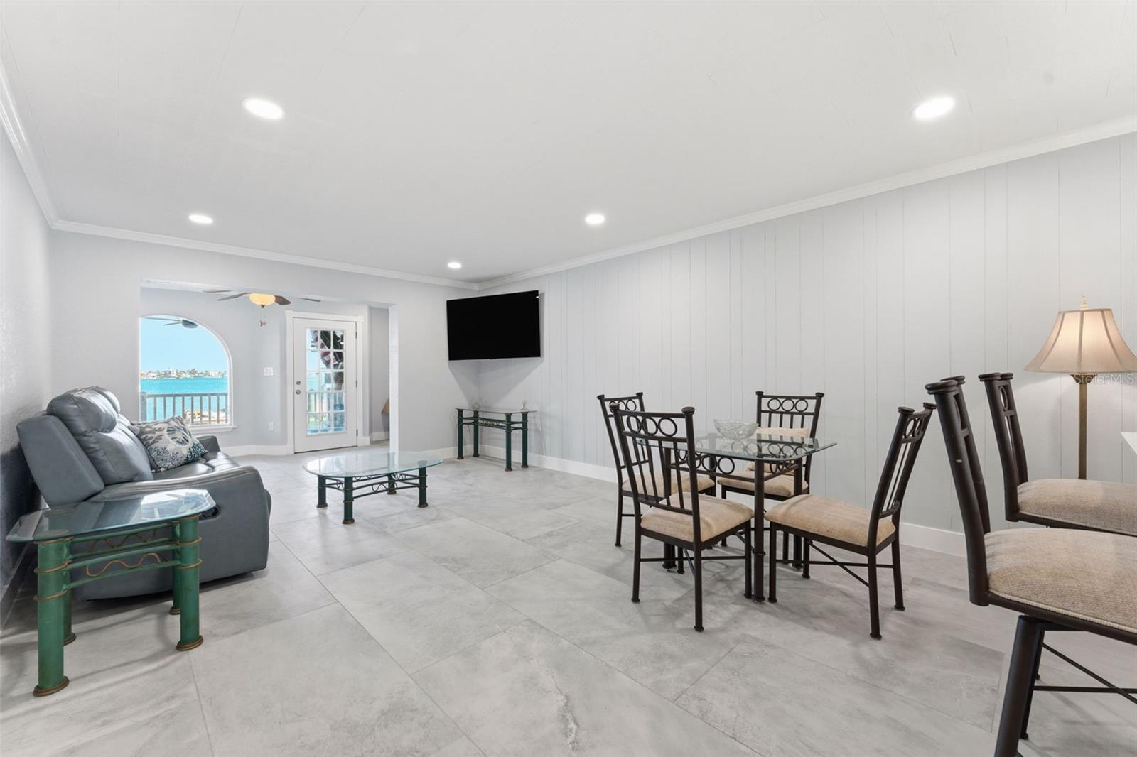 220 126th Unit 1, Treasure Island, FL 33706