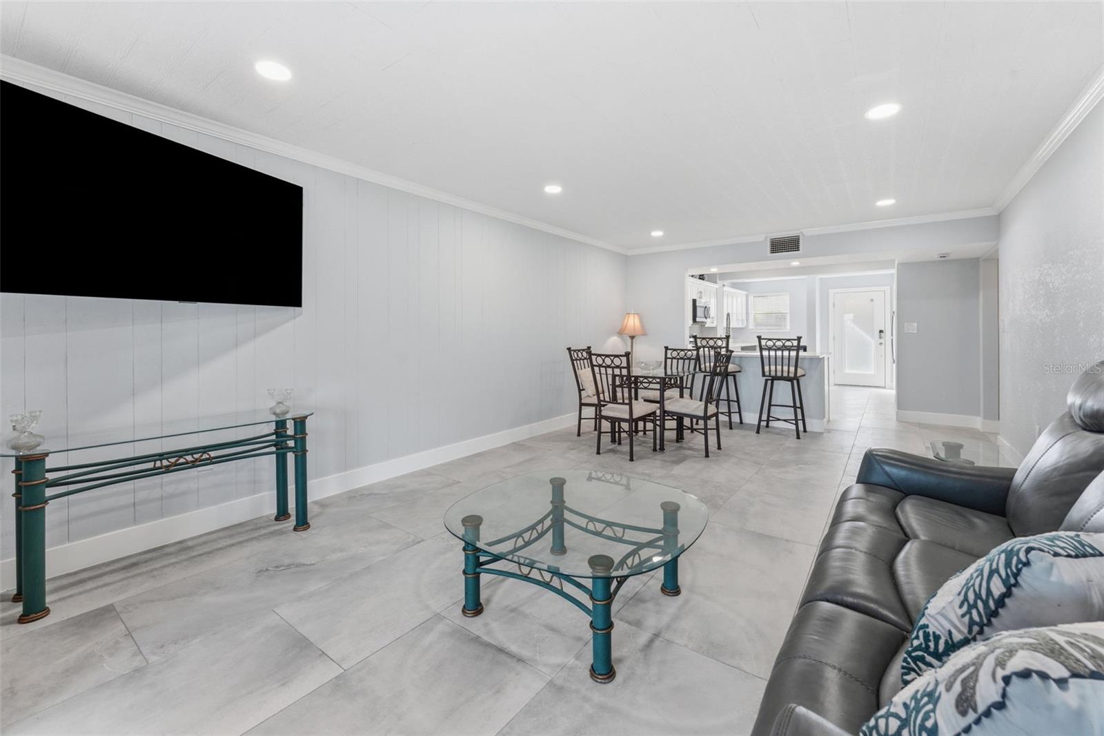 220 126th Unit 1, Treasure Island, FL 33706