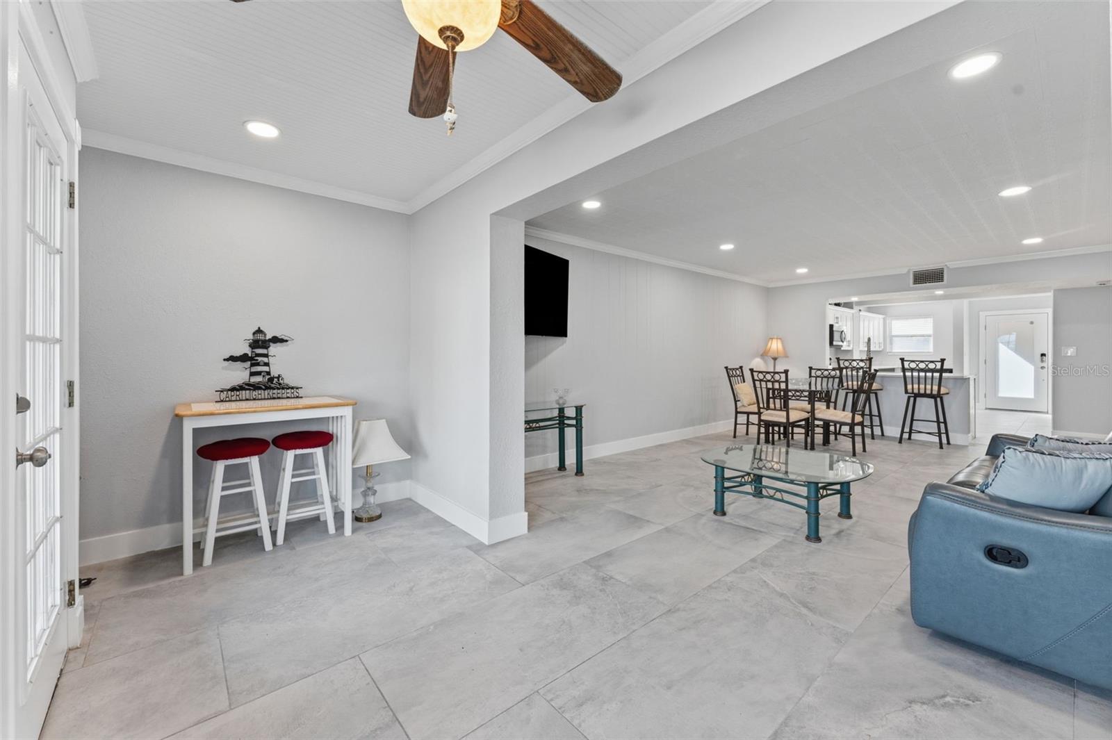 220 126th Unit 1, Treasure Island, FL 33706