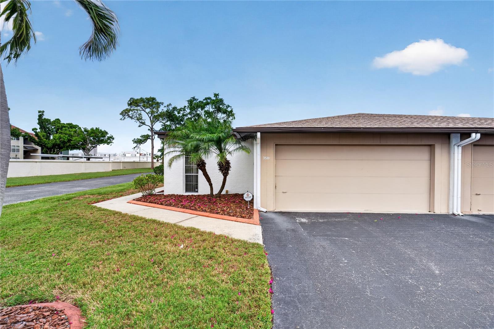 3501 Village Unit 220, Sarasota, FL 34231