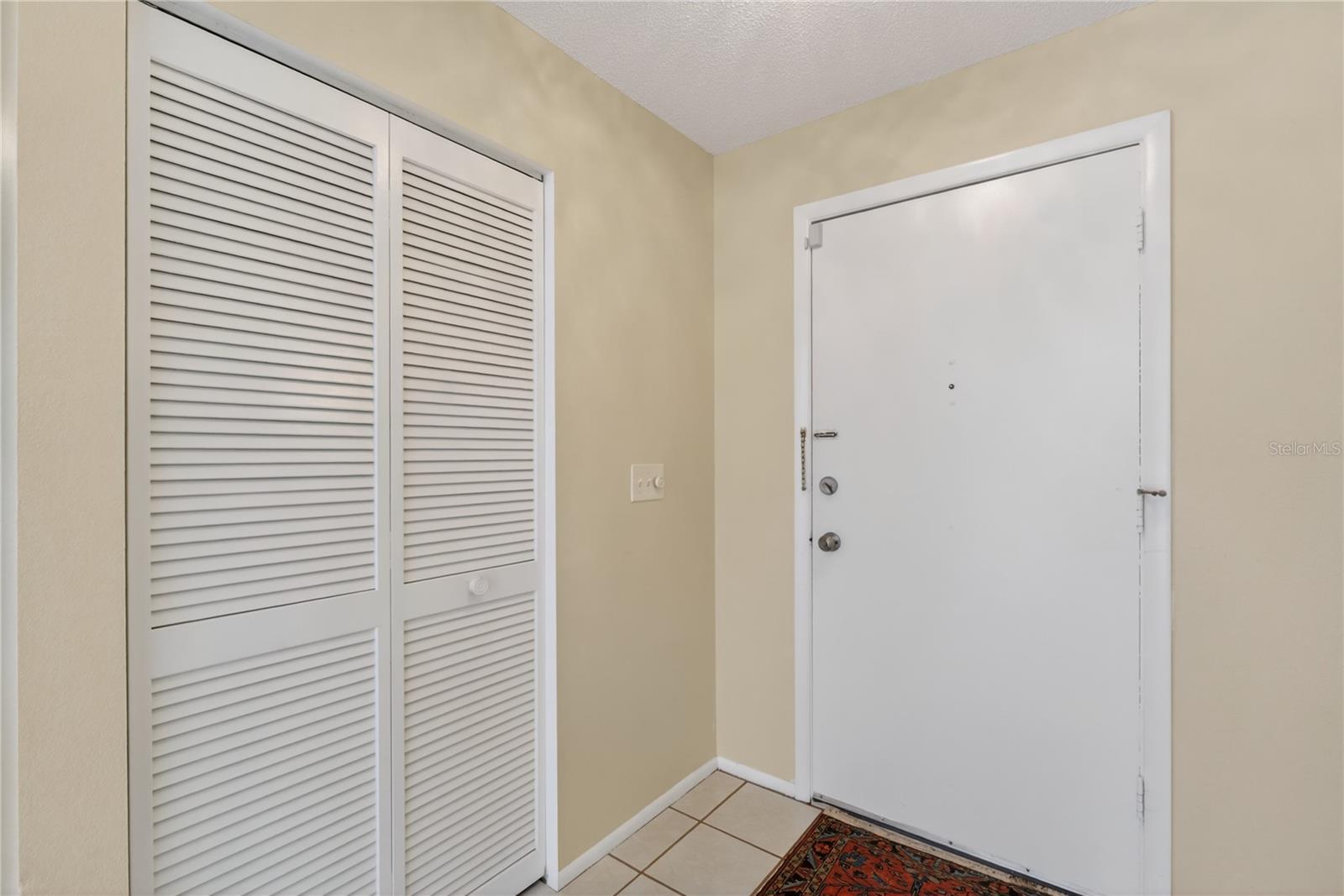 3501 Village Unit 220, Sarasota, FL 34231