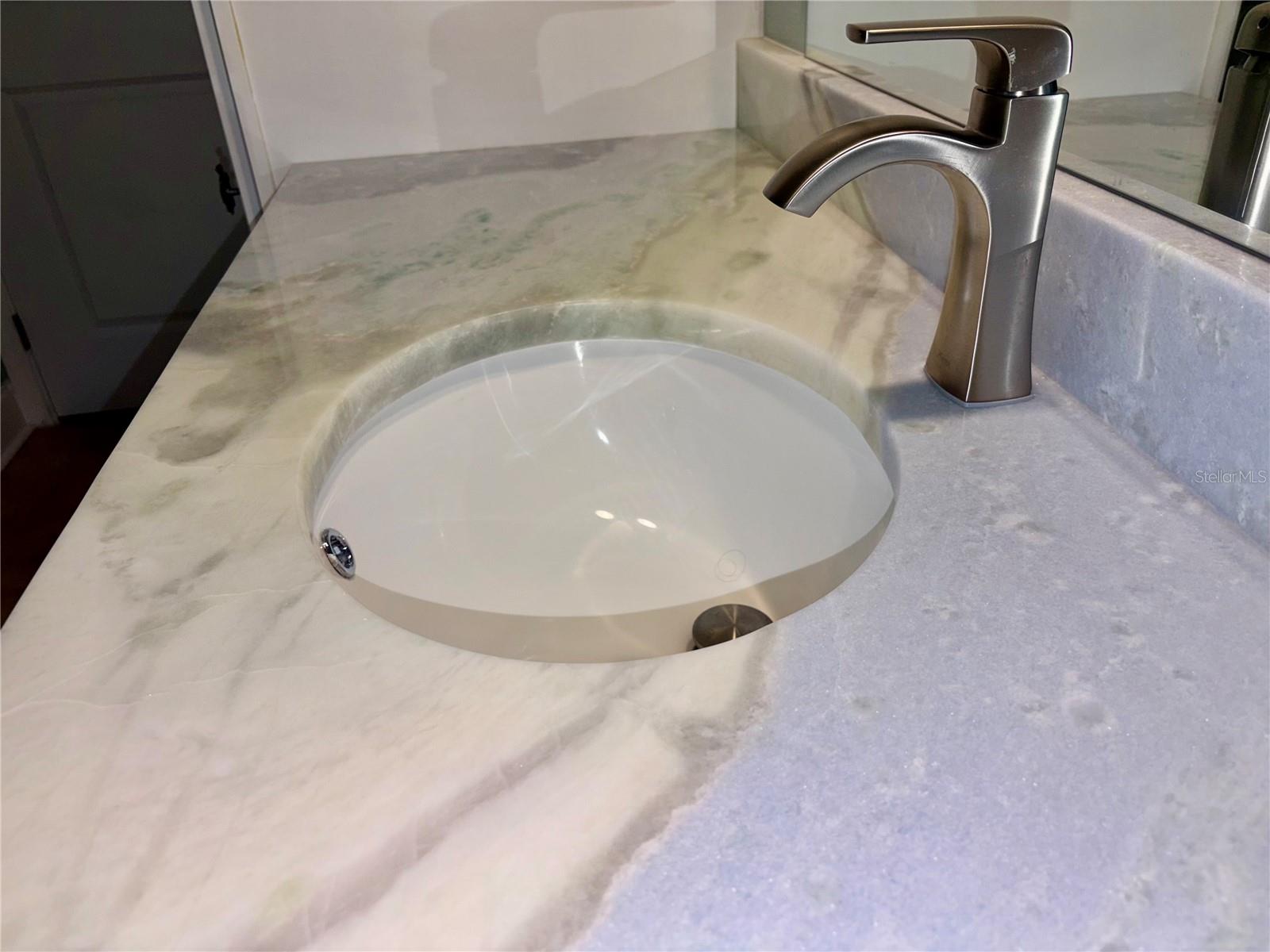 450 Treasure Island Unit 105, Treasure Island, FL 33706