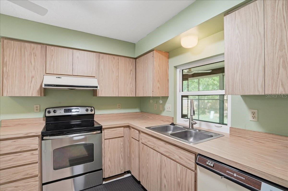 3759 Collins Unit 711, Sarasota, FL 34232