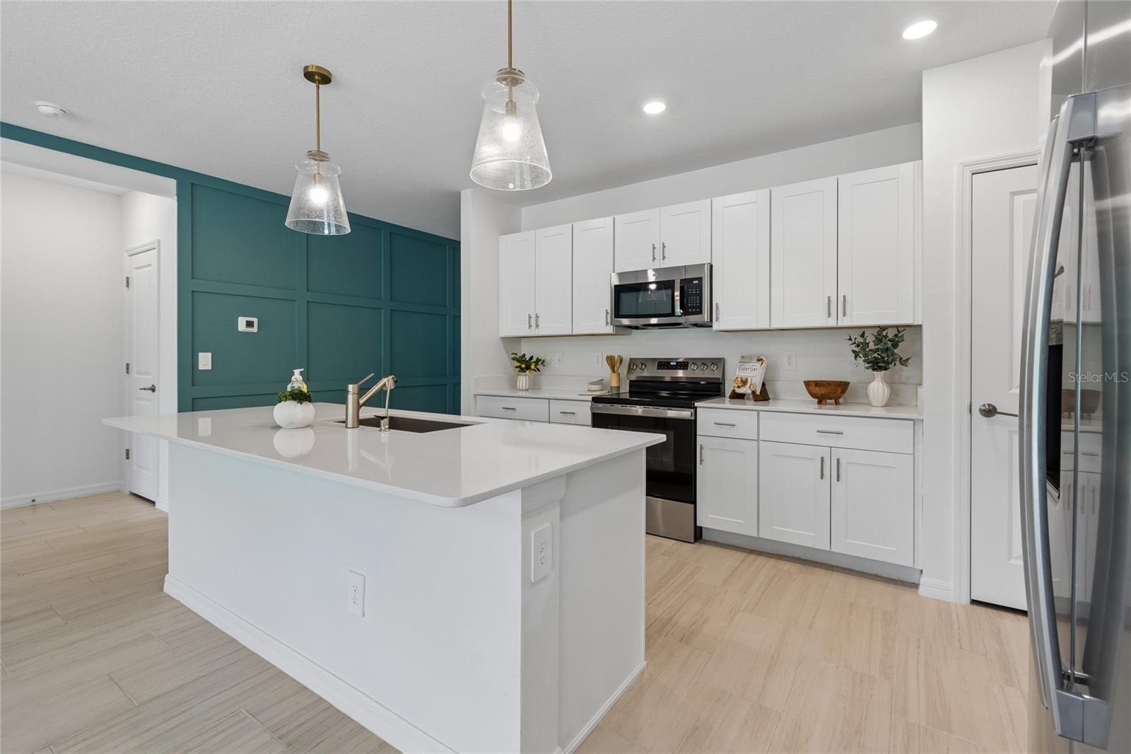 10065 Gentle Rain, Land O Lakes, FL 34638