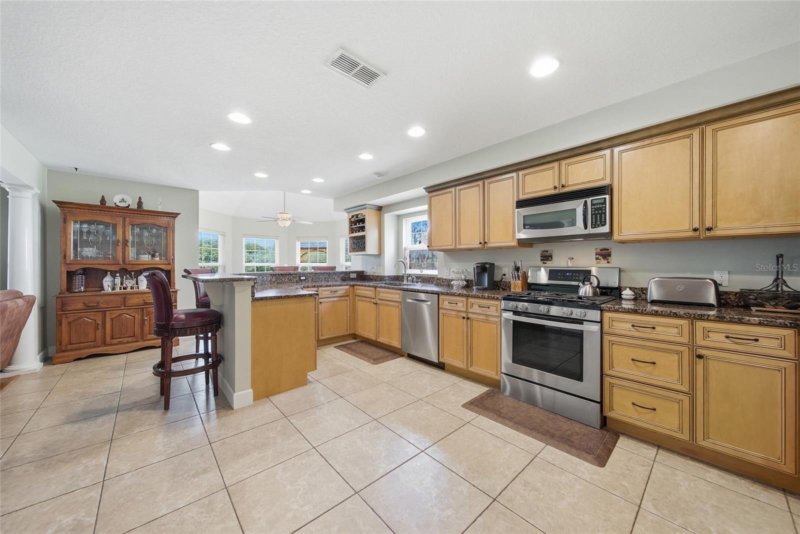 32640 Blueberry Hill, Dade City, FL 33523