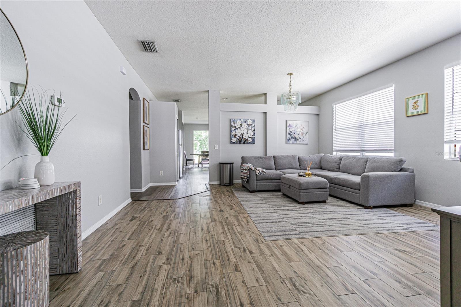 13016 Terrace Brook, Temple Terrace, FL 33637