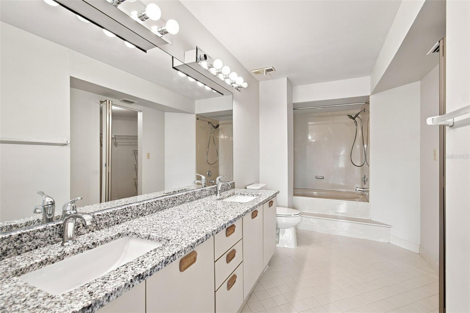 6000 Bahia del Mar Unit 134, St Petersburg, FL 33715