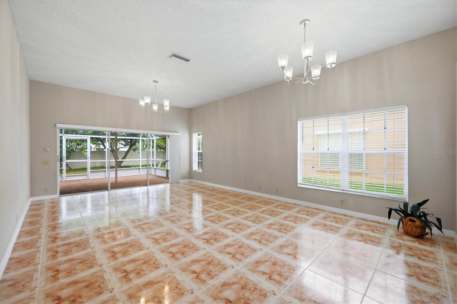 4738 Dundee, Bradenton, FL 34210