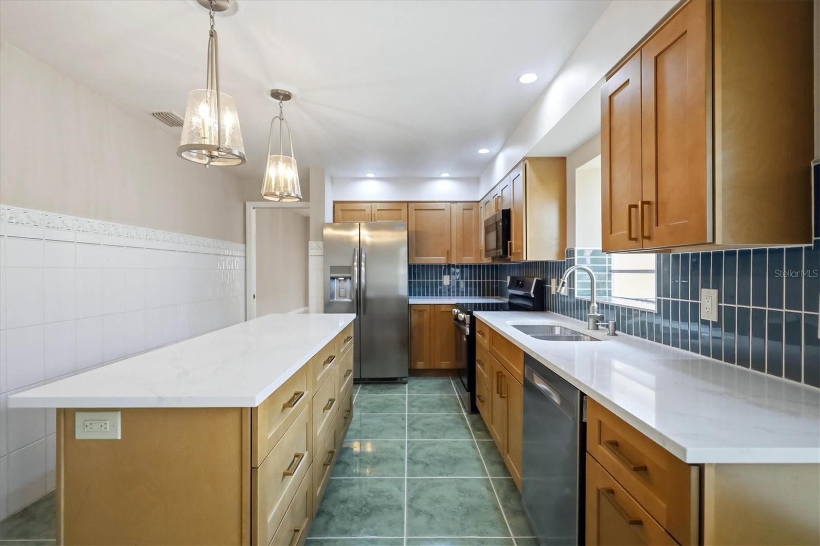 4738 Dundee, Bradenton, FL 34210