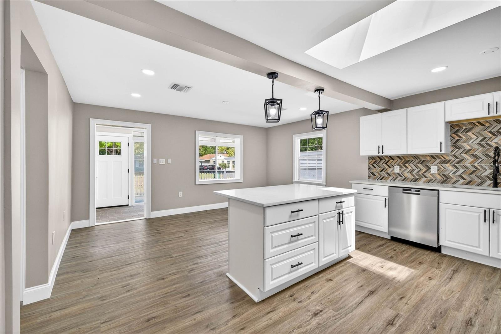 3620 Tampa, Tampa, FL 33629