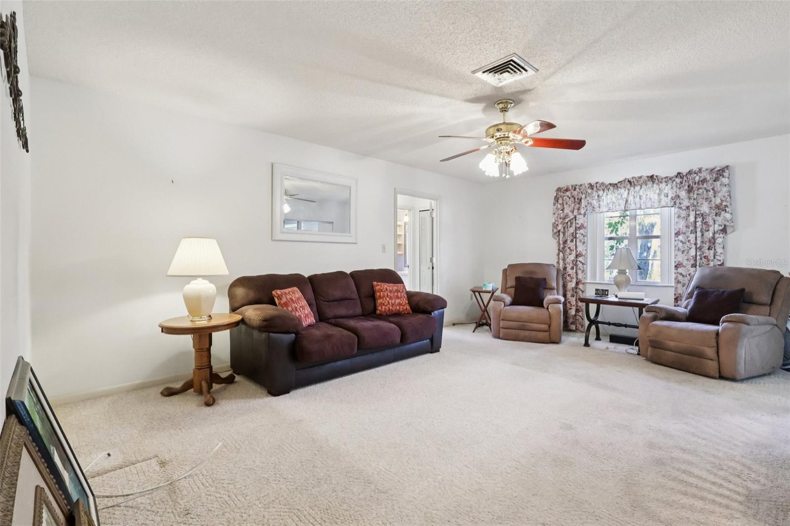 12 Sun Air, Haines City, FL 33844