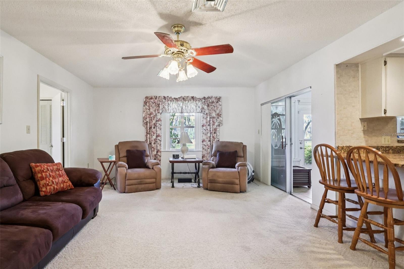 12 Sun Air, Haines City, FL 33844