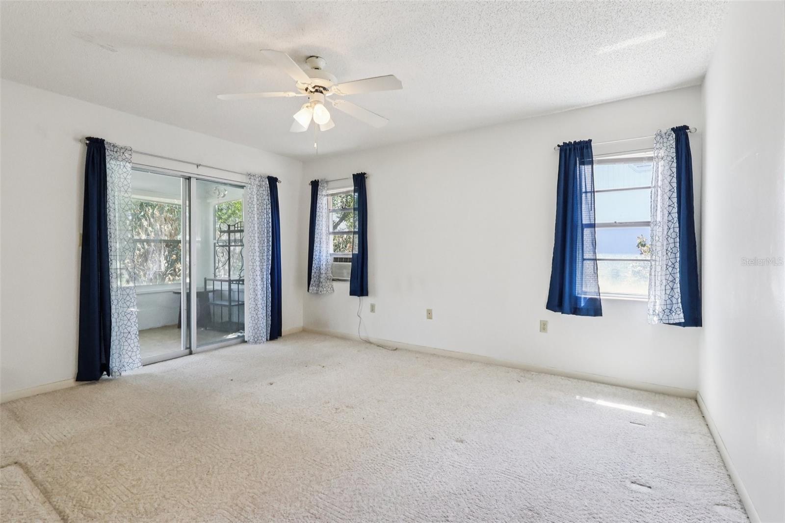 12 Sun Air, Haines City, FL 33844
