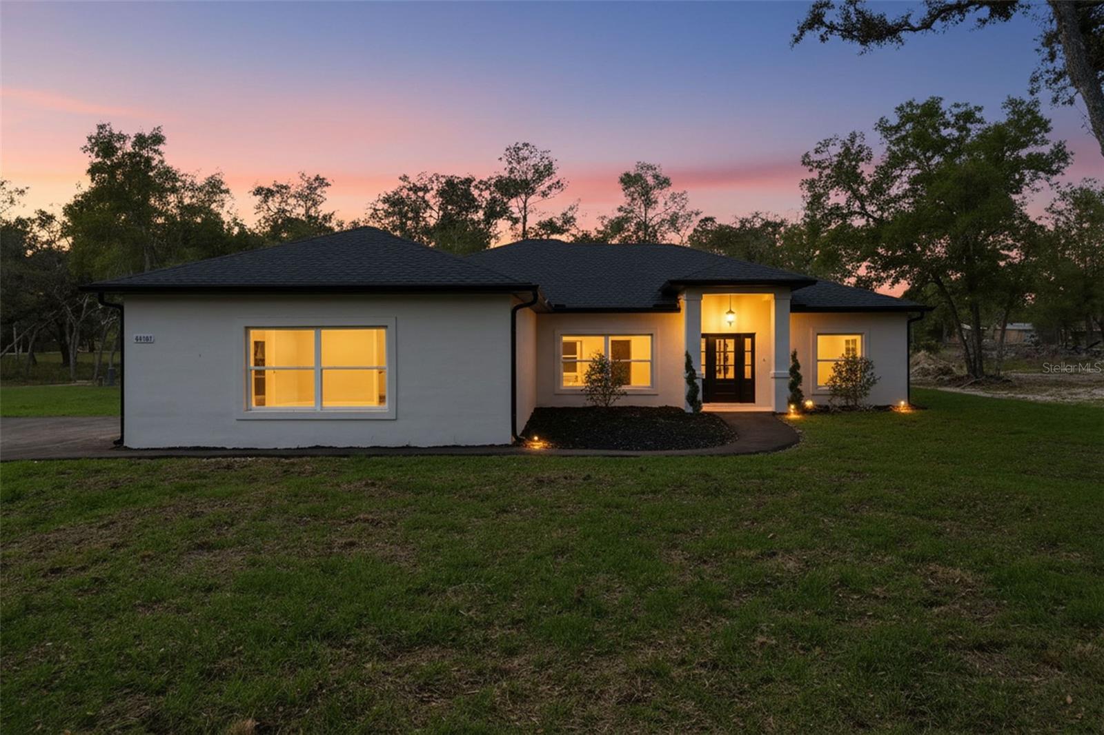 34121 August, Webster, FL 33597