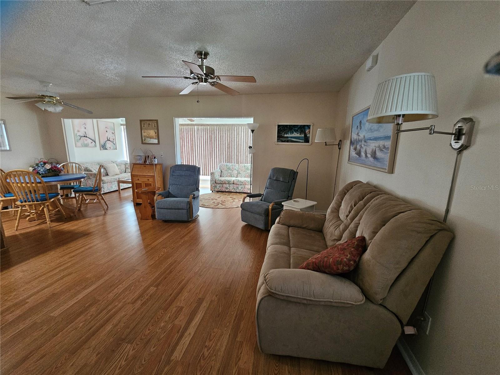 1905 Canterbury Unit E-9, Sun City Center, FL 33573