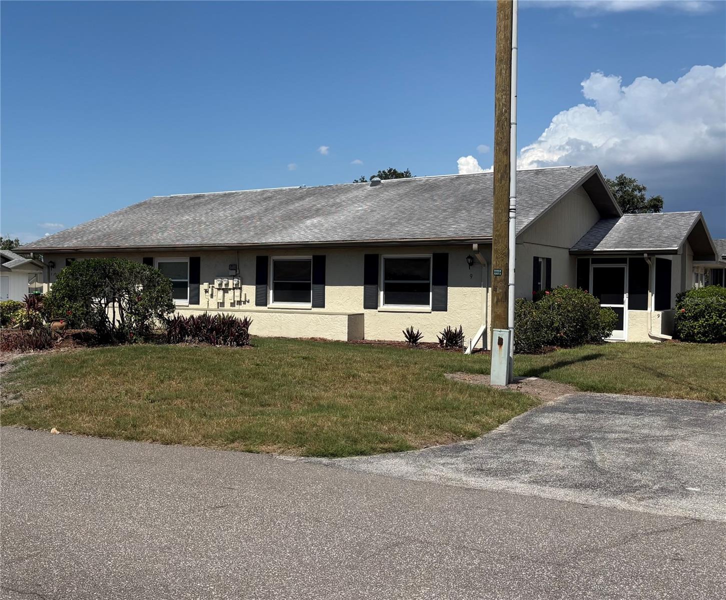 1905 Canterbury Unit E-9, Sun City Center, FL 33573