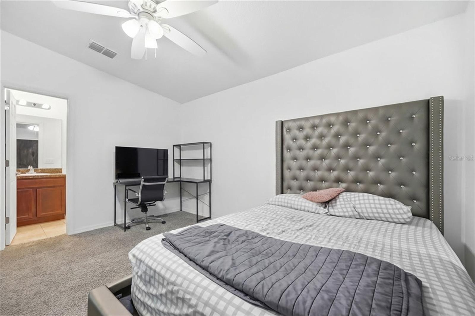 3640 Grubbs, Mount Dora, FL 32757