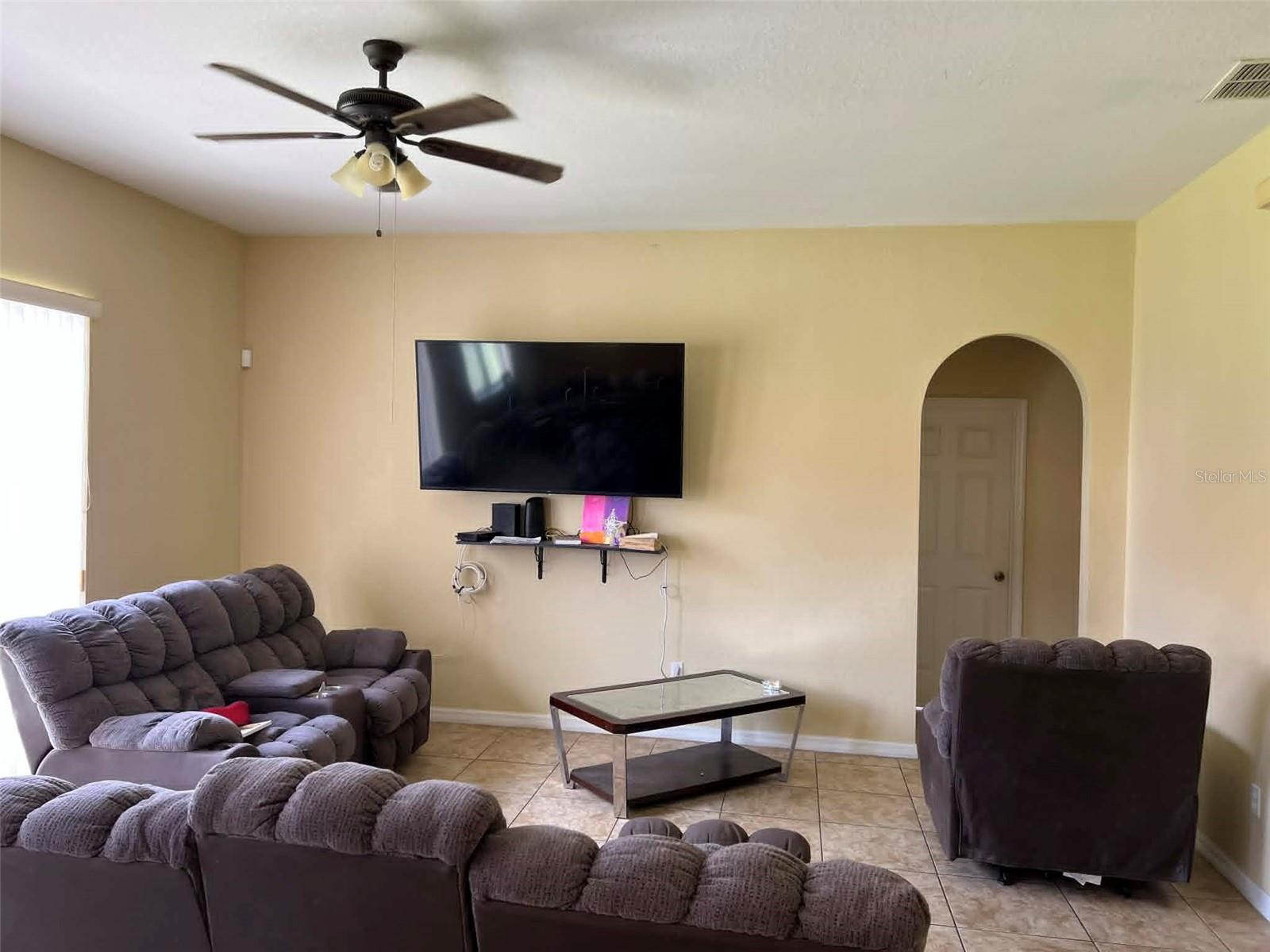 442 Caraway, Kissimmee, FL 34759