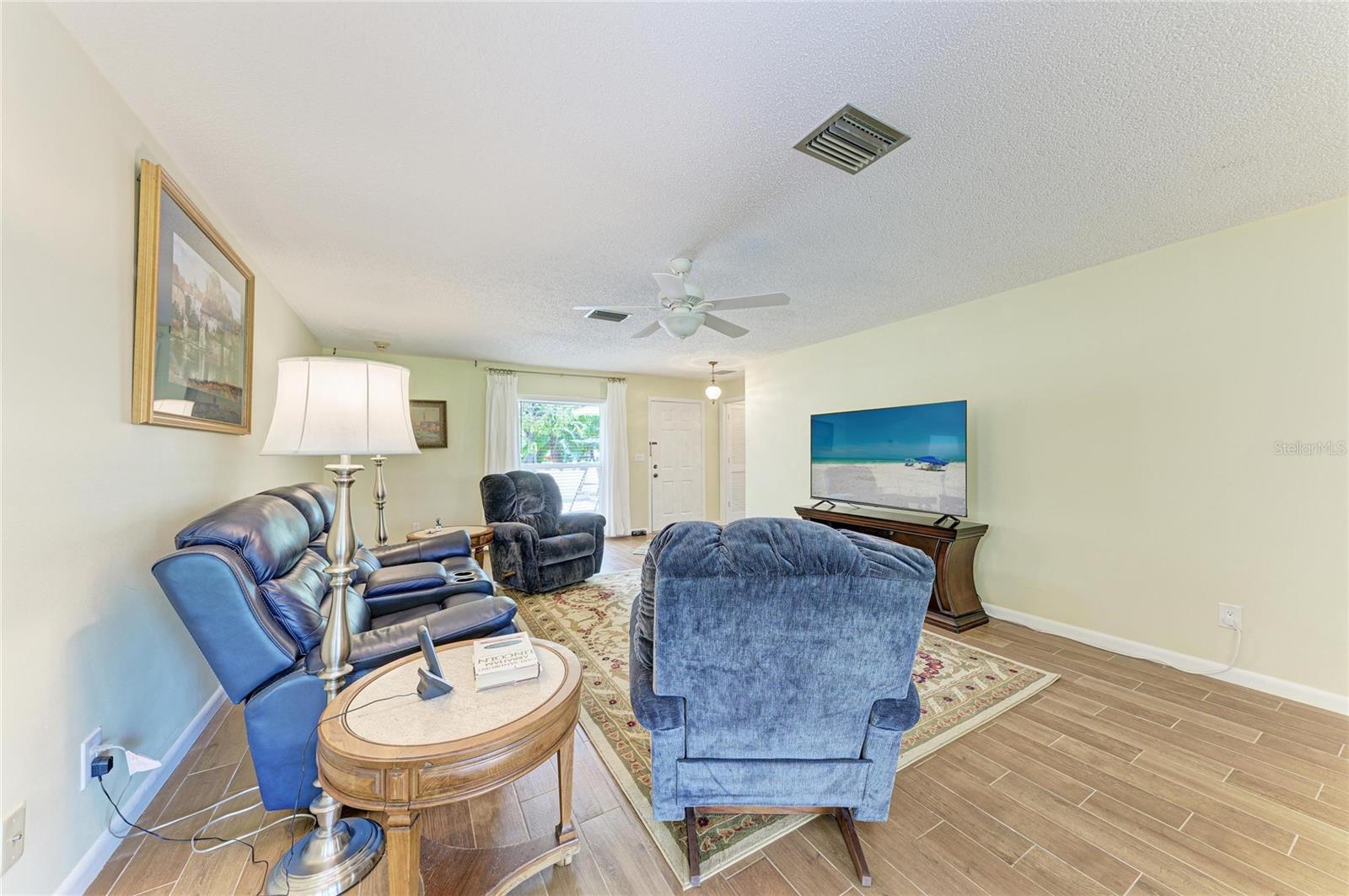 7160 Fairway Bend Cir, Sarasota, FL 34243