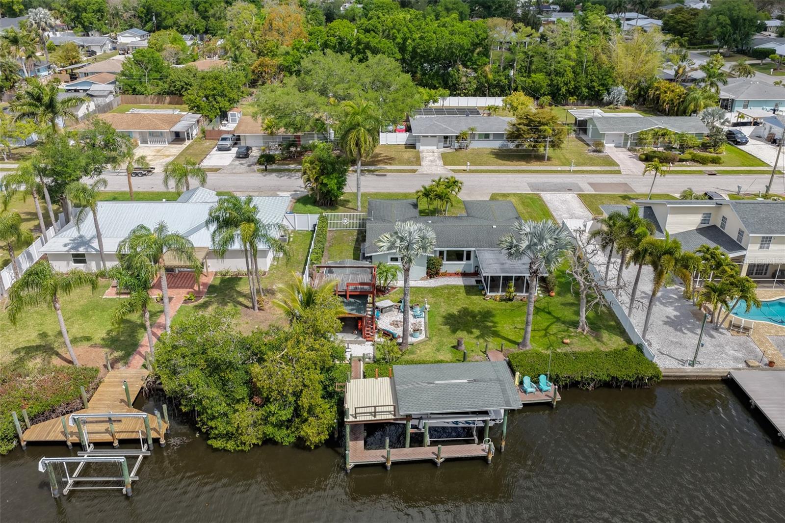 6907 9th, Bradenton, FL 34209