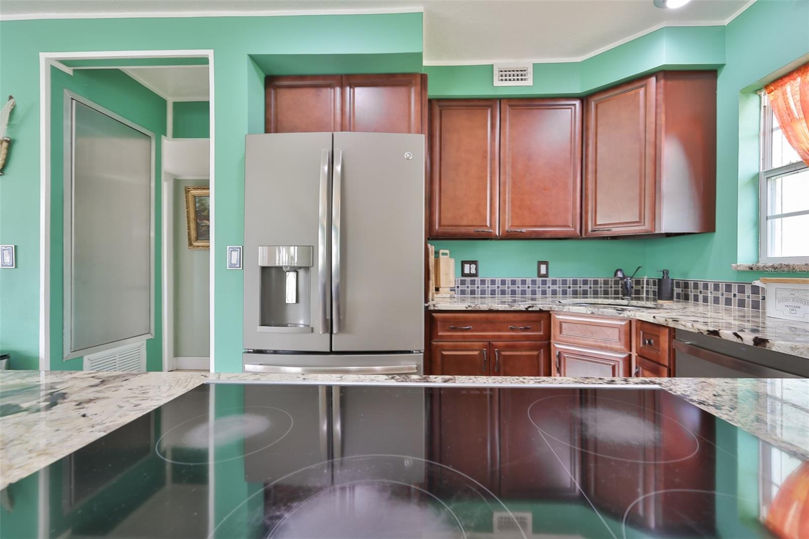 6907 9th, Bradenton, FL 34209