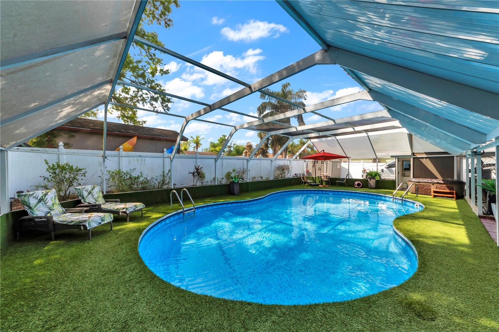 9043 Hickory, Tampa, FL 33615