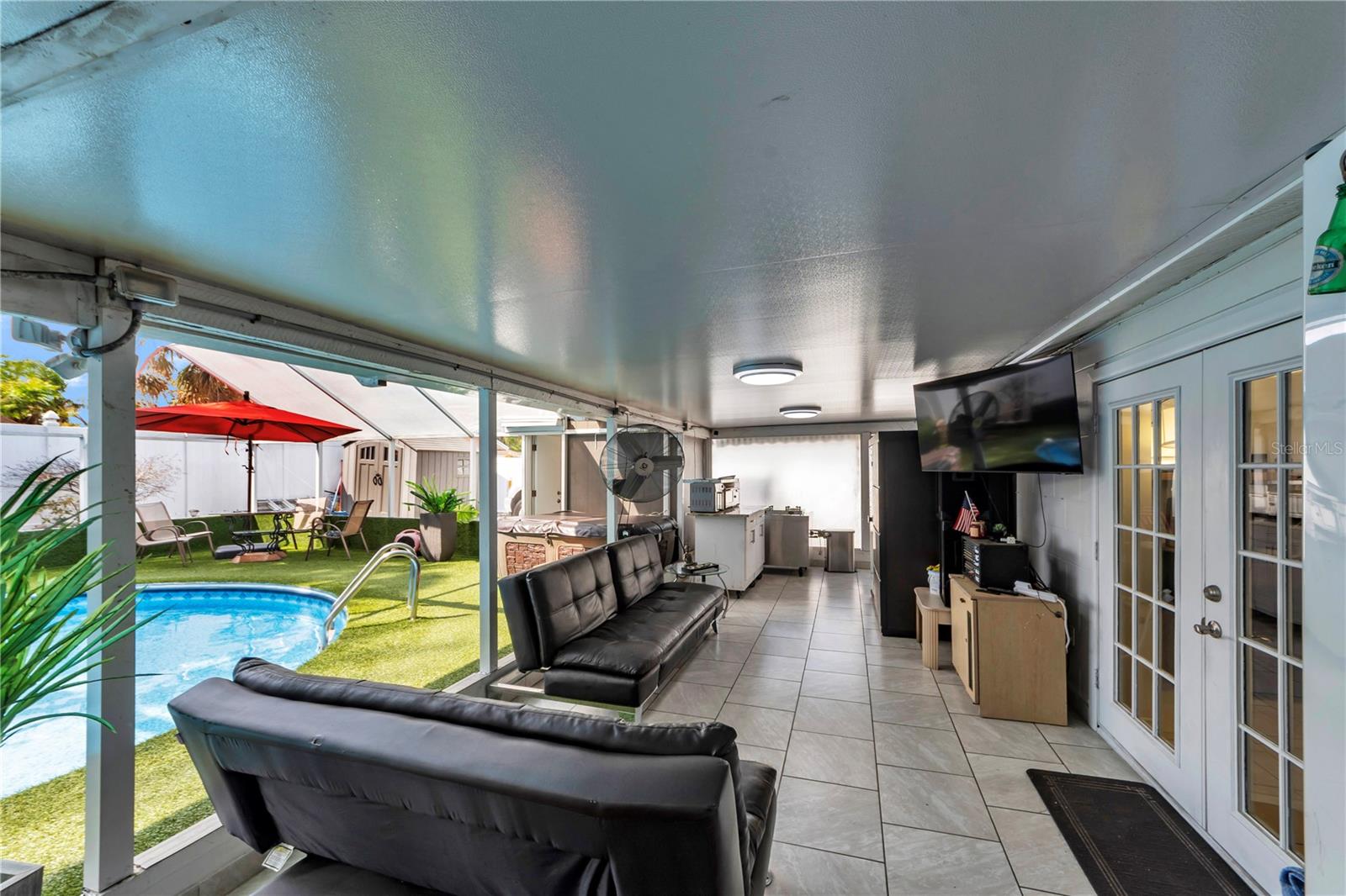9043 Hickory, Tampa, FL 33615