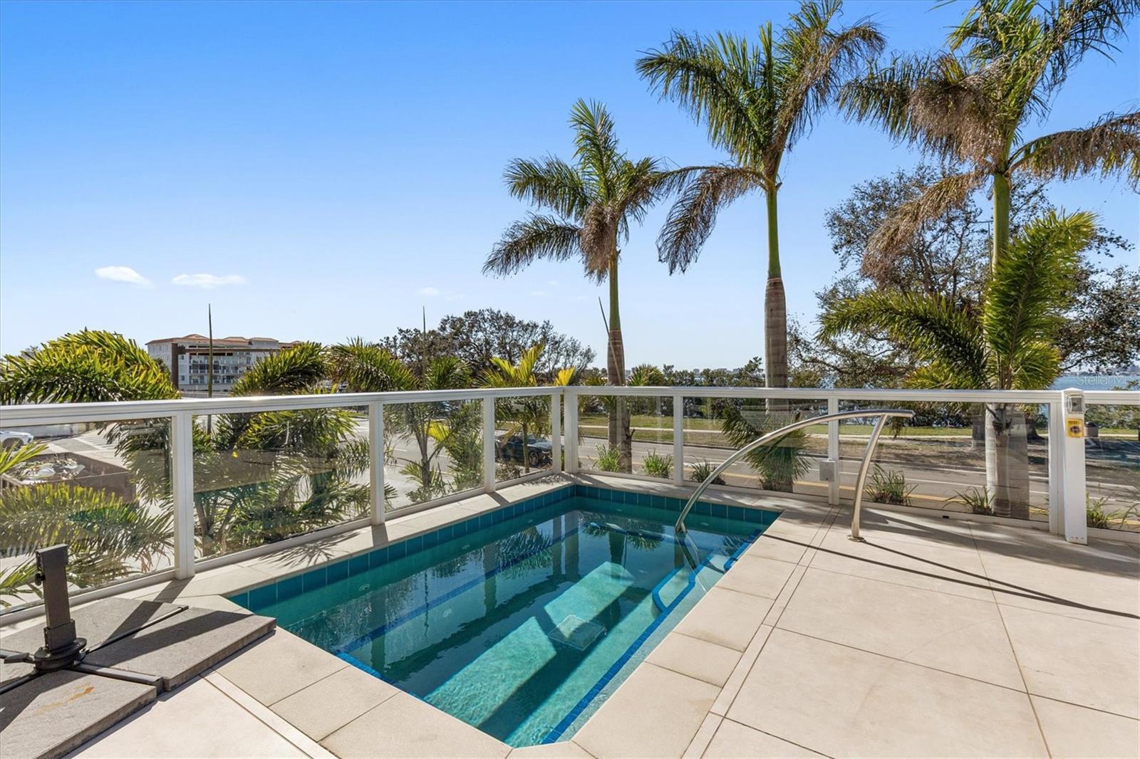 1028 Sunset Point Unit R9, Clearwater, FL 33755