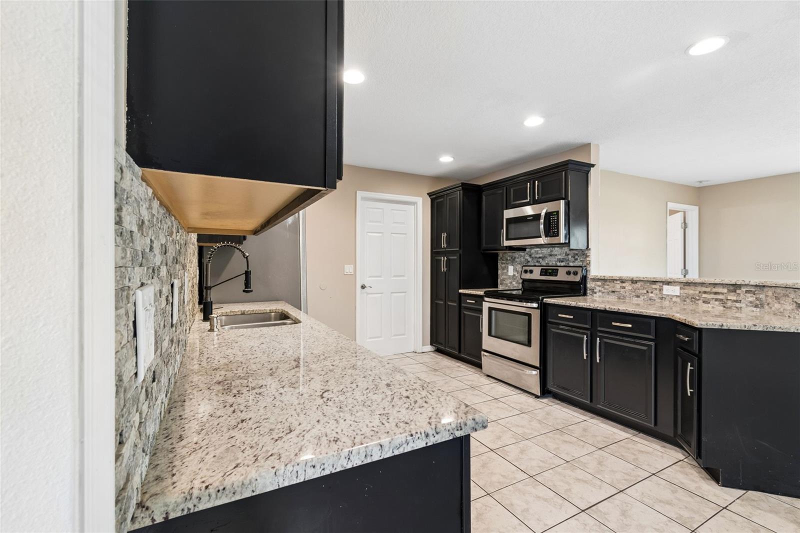 4018 Prado, Sarasota, FL 34235